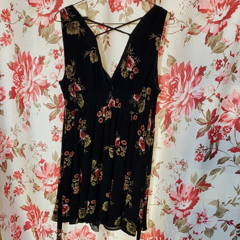 American Rag Black Floral V-Neck Mini Dress with Rose Accents - Picture 5 of 5